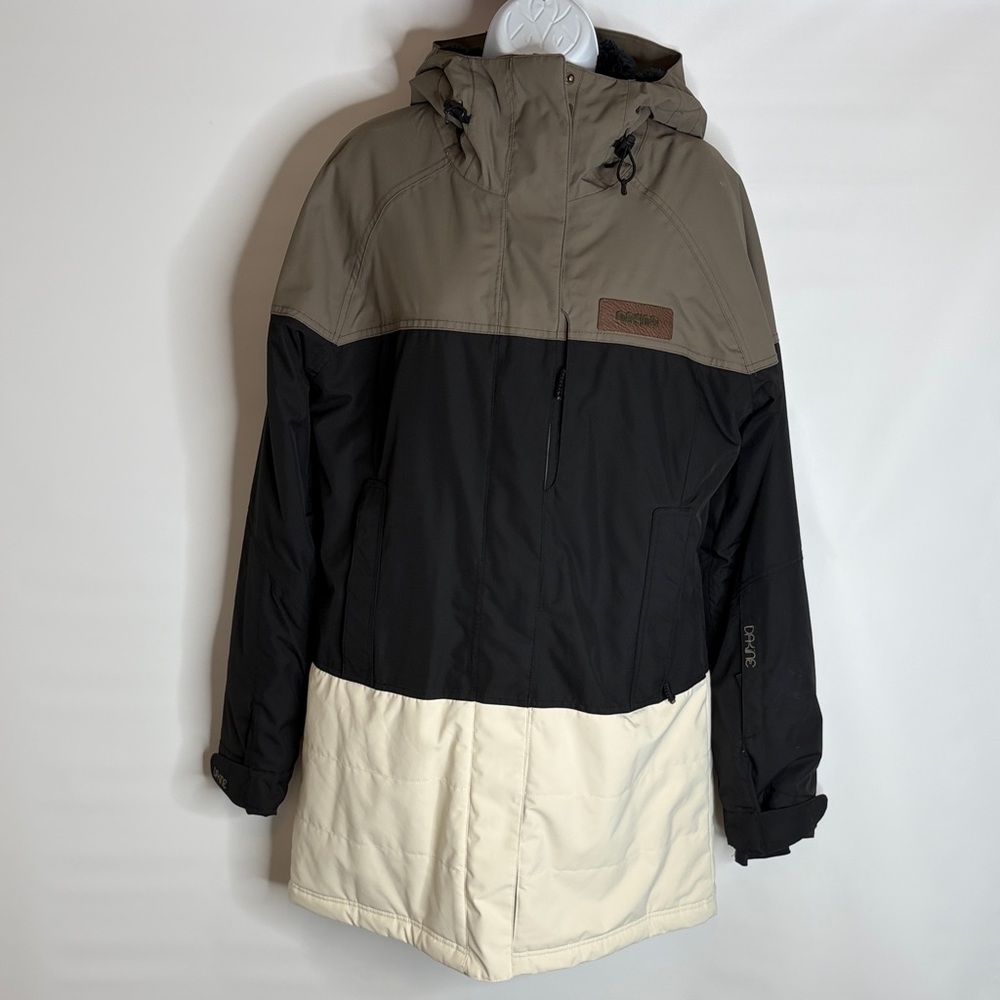 Dakine Women’s Snowboarding Jacket, size large. - Picture 2 of 14